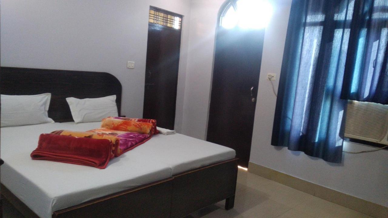 Hotel Giriraj Inn Varanasi Dış mekan fotoğraf