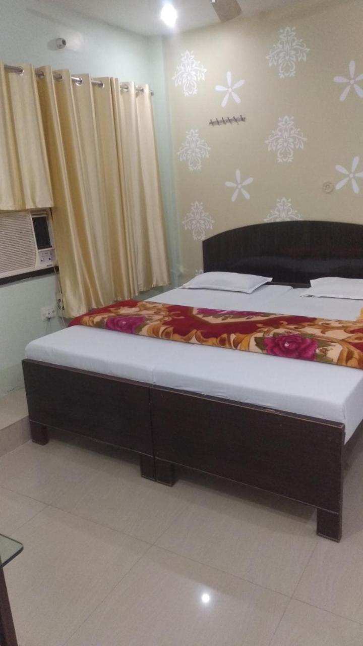 Hotel Giriraj Inn Varanasi Dış mekan fotoğraf